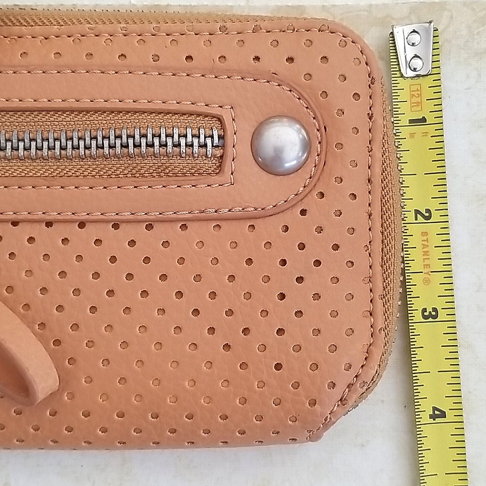 NWT Zip Top Clutch Tan Bag Wallet Purse - Picture 14 of 15
